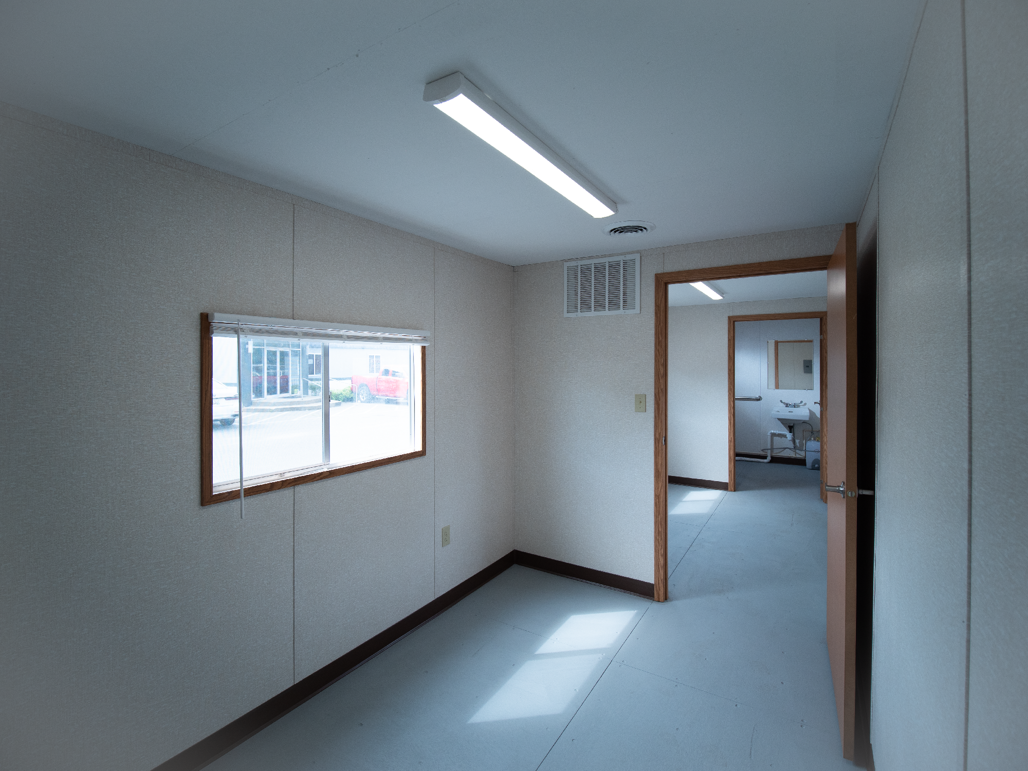 30 Custom Container Office-17-1