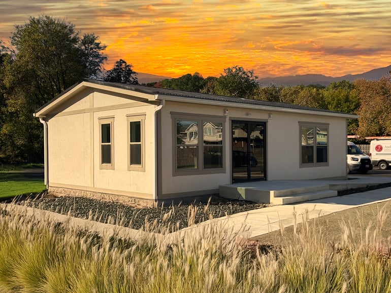 Horizontal Exterior (1)