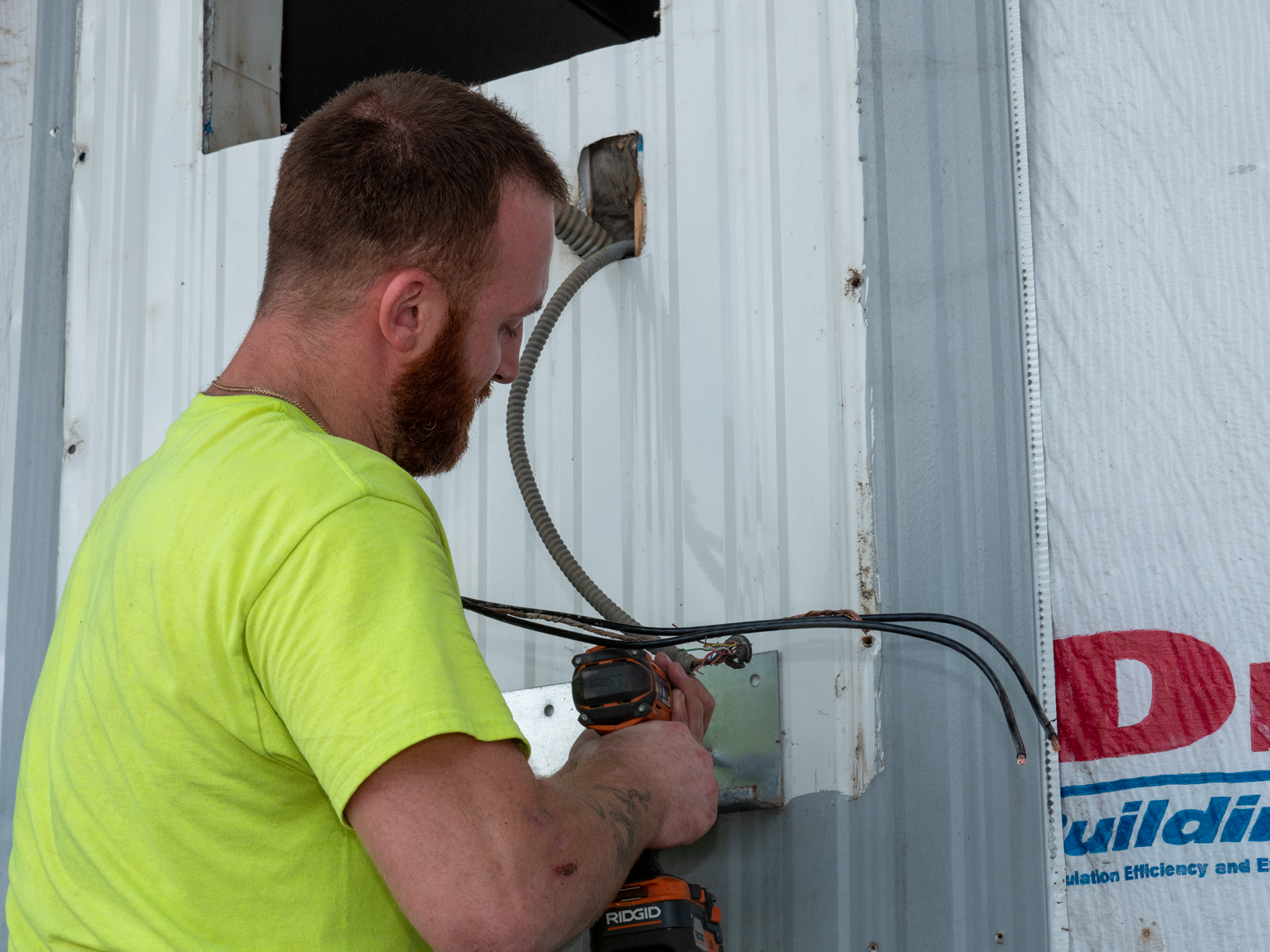 https://www.wilmotmodular.com/hubfs/Now%20Hiring%20Photos-2.png