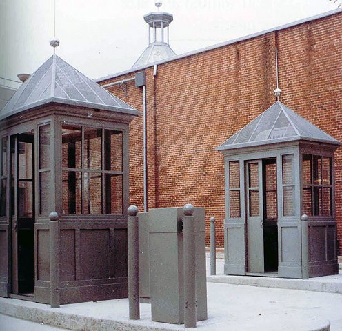 guard-house-01-1.jpg